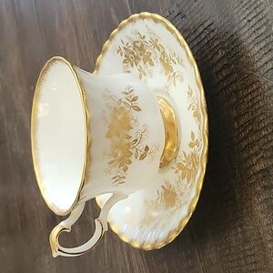 Royal Albert Antoinette - Vintage